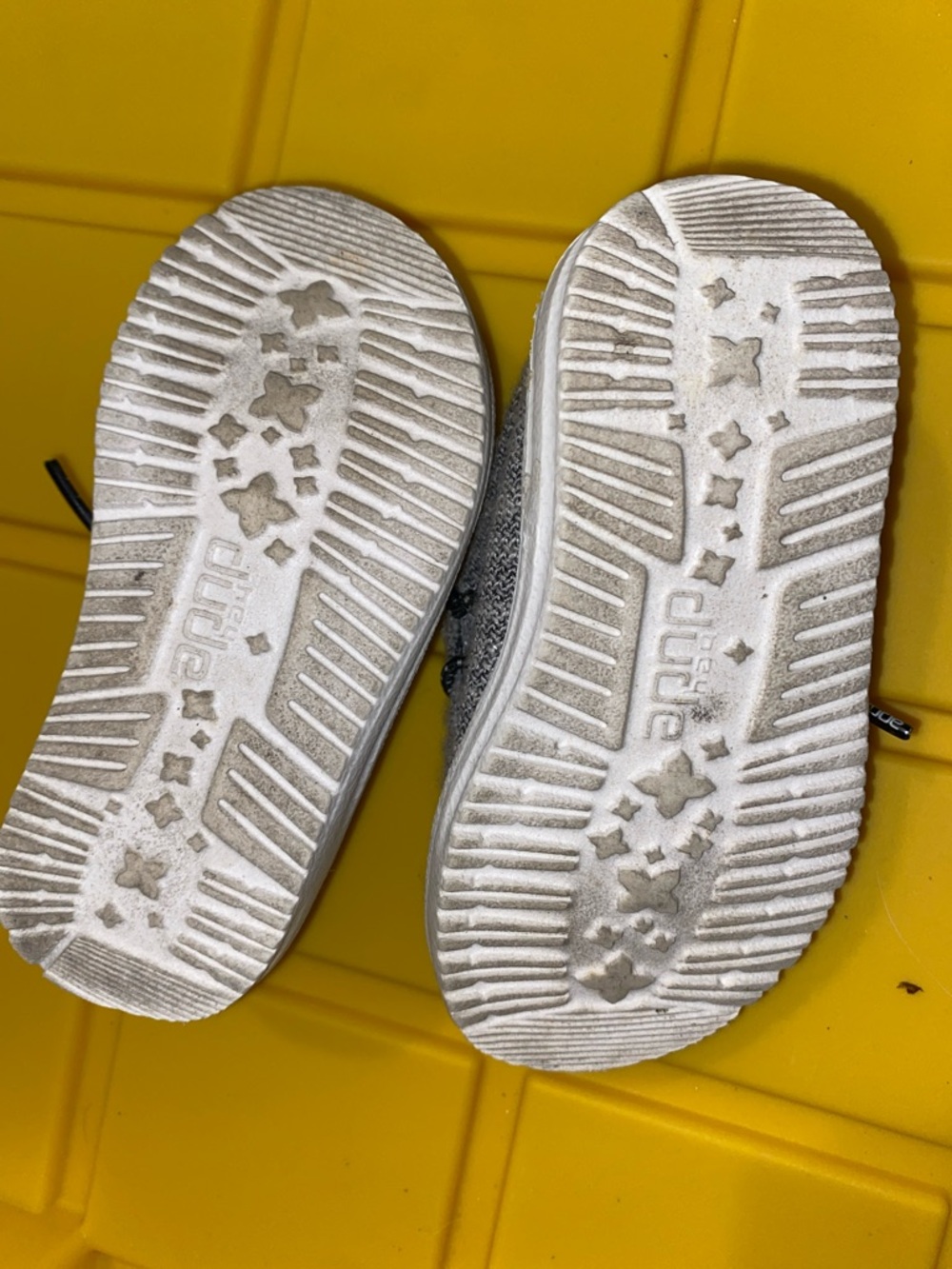 Hey Dude Kids Wally Knit Slip-On Shoes - Gray size 7 toddler - Picture 6 of 6